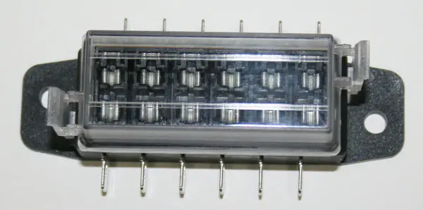 Best Price 6-Way Fuse Block for Standard Plug in Fuses (10-1997)