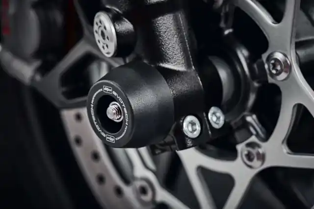Front Fork Axle Sliders by Evotech Performance Triumph / Trident 660 / 2024 Brand New